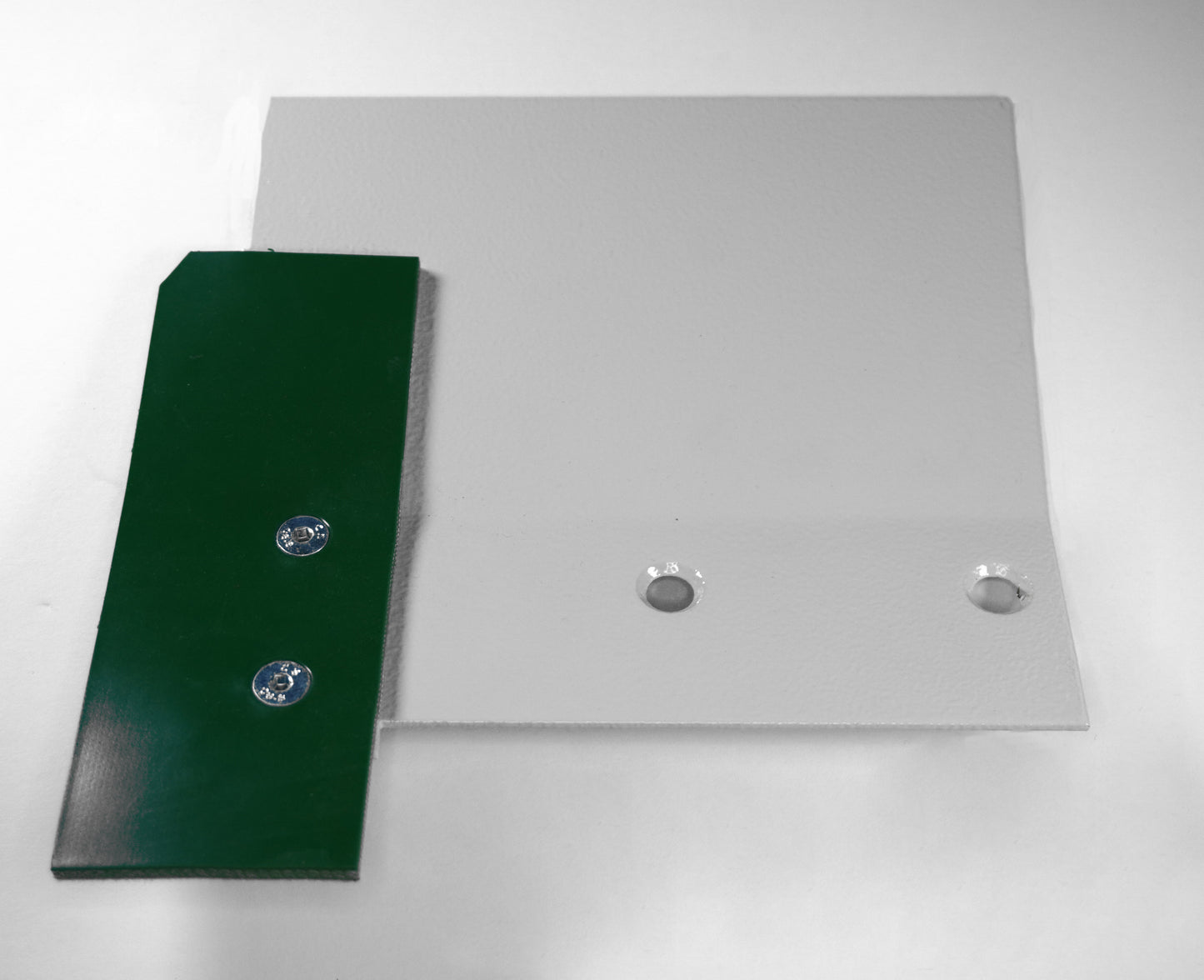 Top head chip baffle plate RH